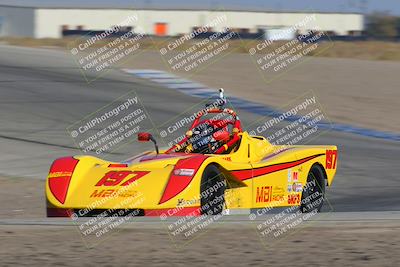 media/Oct-30-2022-CalClub SCCA (Sun) [[310aff4a96]]/Race Group 1/Race (Grapevine)/